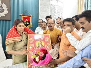 एसपी चारु निगम का व्यापार मंडल ने किया सम्मान,सुल्तानपुर में चोरी का त्वरित खुलासा 5 IMG 20260319 WA0177