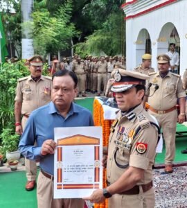 सुल्तानपुर में पूर्व में एसपी ऑफिस में तैनात रहे इंस्पेक्टर लिपिक जलाल अहमद को 80वें स्वतंत्रता दिवस पर राष्ट्रपति पदक से किया गया सम्मानित 1 IMG 20260815 WA0054
